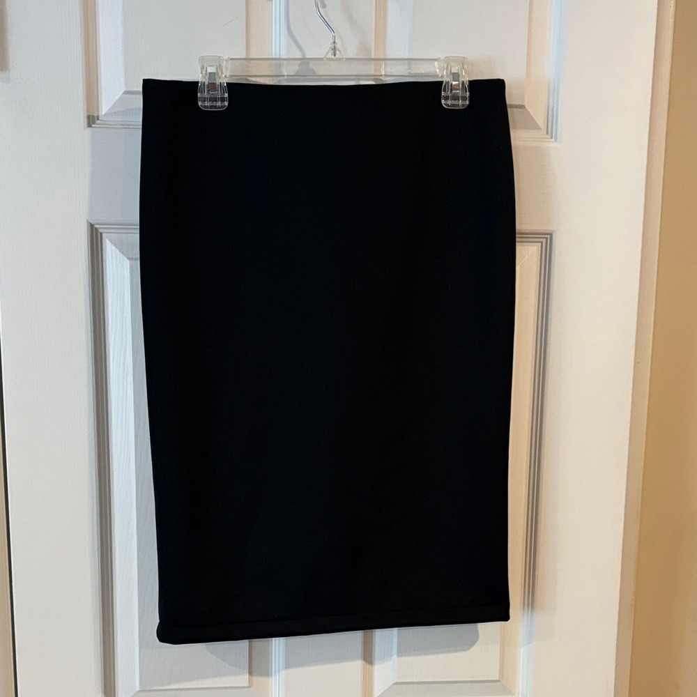 Vince Camuto Black Pencil Skirt‎ size Medium